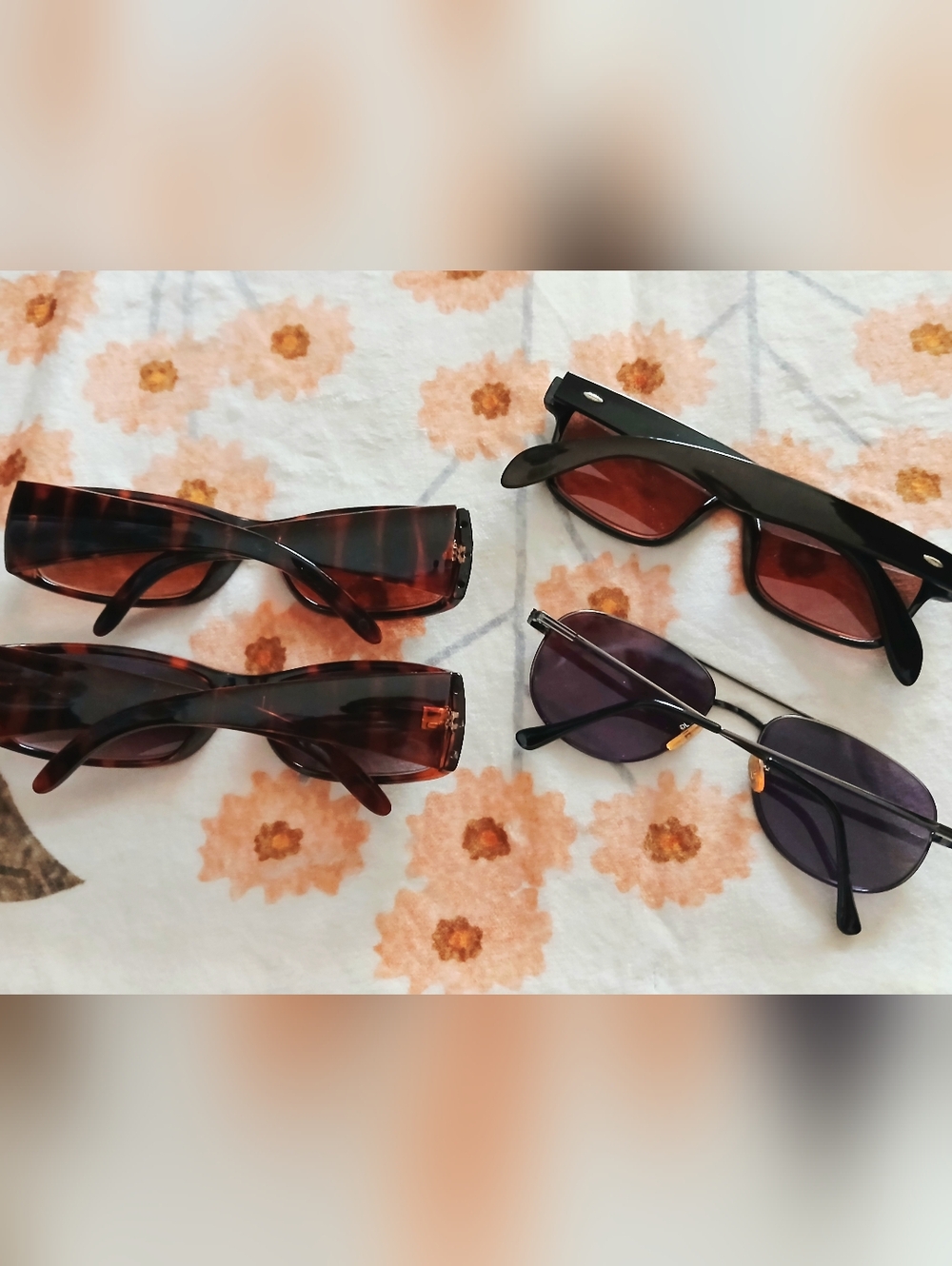 POLARIZED SUN GLASSES BUNDLE OF 4